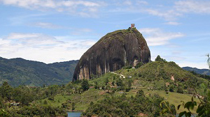 TOUR A LA PIEDRA DE EL PEÑOL